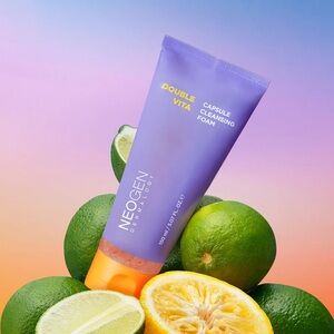 Double Vita Capsule Cleansing Foam
